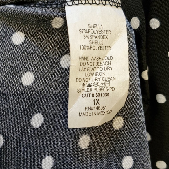 Faith and Joy Dots and Lace Top sz 1X - Picture 4 of 5